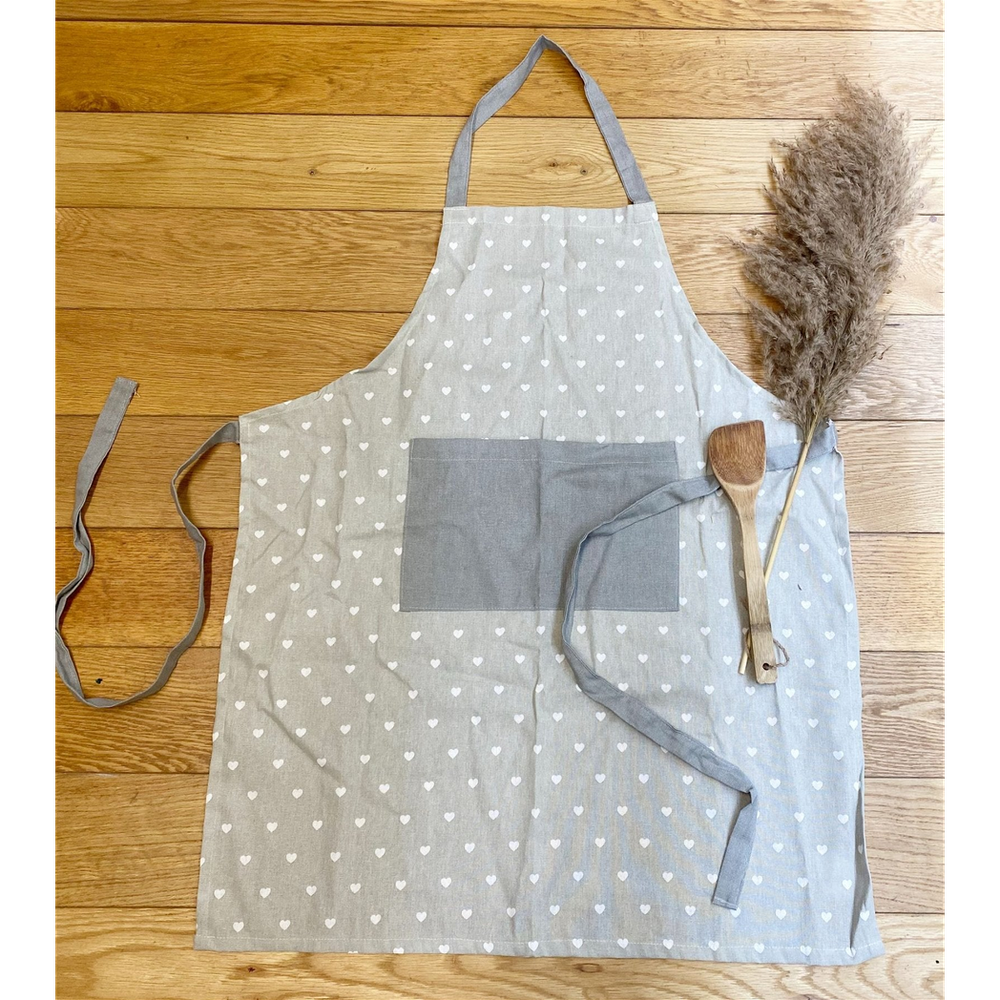 apron-with-grey-heart-design-2