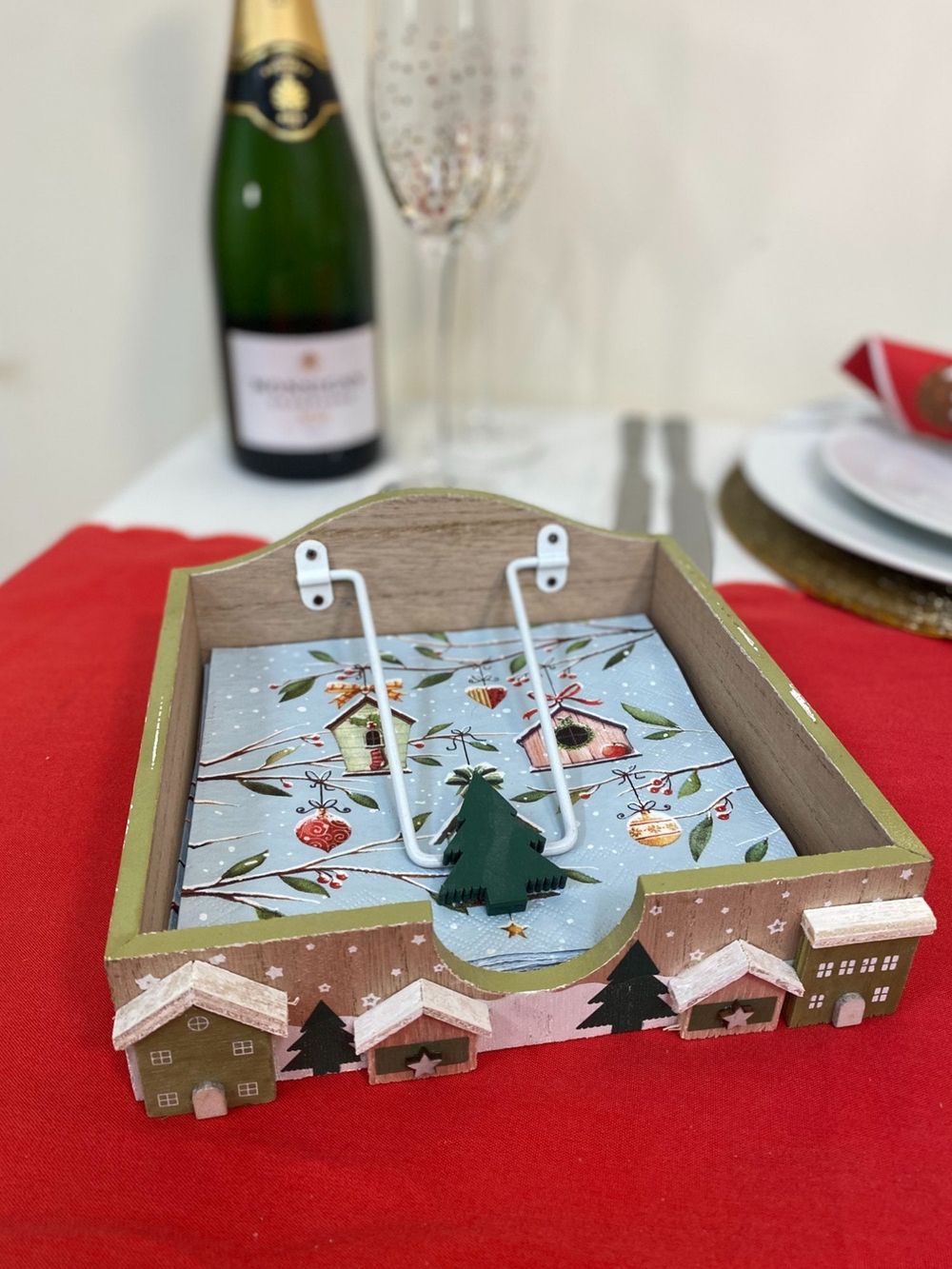 christmas-tree-napkin-holder-1