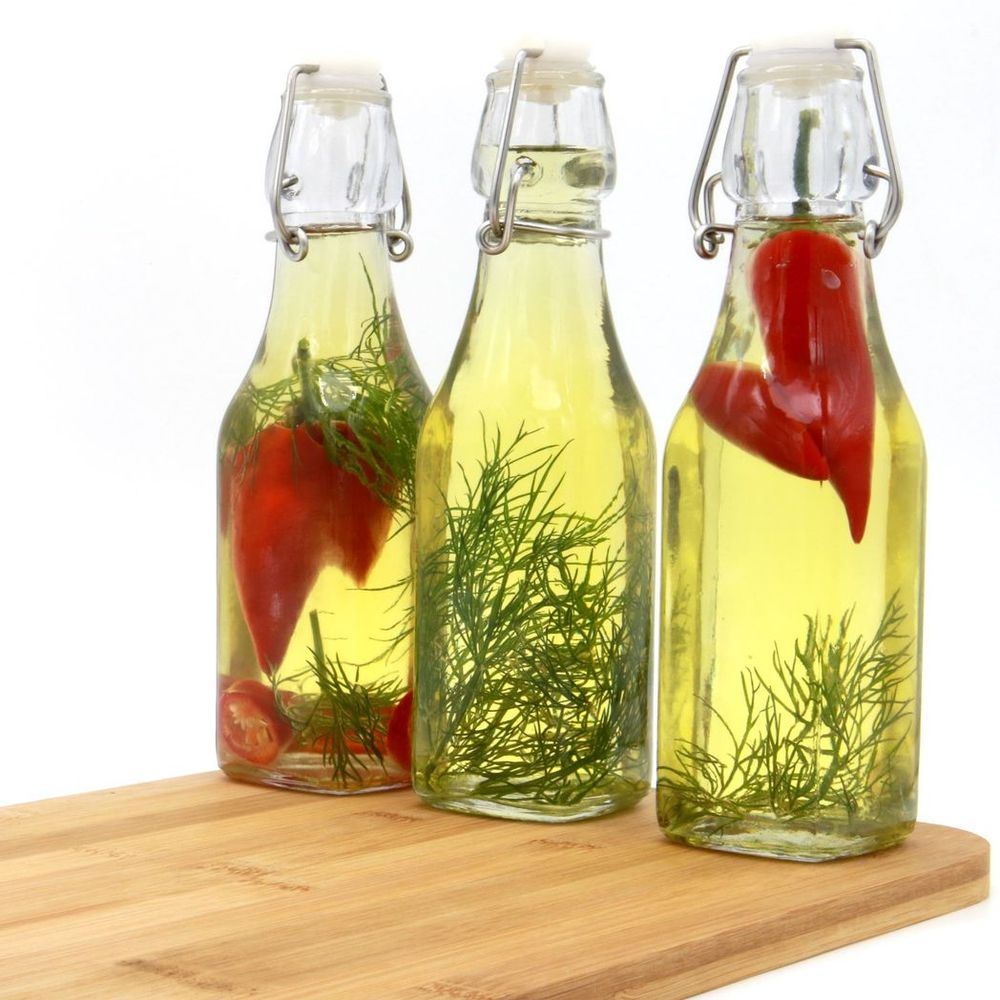 glass-bottles-set-with-clip-tops-4